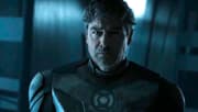 Kyle Chandler Reveals That Lanterns Almost Went The No Superhero Suit Route