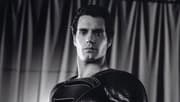 MAN OF STEEL Director Zack Snyder Shares Previously Unseen Shot From Henry Cavill's Superman Costume Test