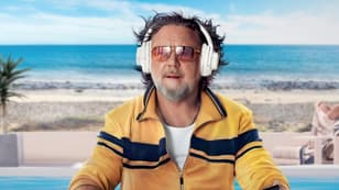 The Get Out Director Derrick Borte Talks Reuniting With Russell Crowe, Point Break Homage & More! (Exclusive)