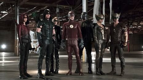 ARROW/FLASH Crossover's Full Superhero Team Assembled