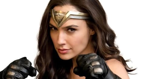 BATMAN v SUPERMAN Director Zack Snyder Shares Photo Of Gal Gadot's Wonder Woman In Batman's Gauntlets