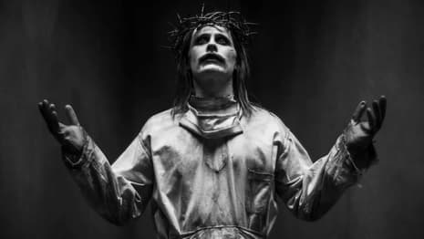 JUSTICE LEAGUE: Zack Snyder Reveals Whether SnyderVerse Will Return And Shares His Take On James Gunn's DCU