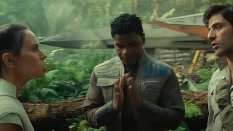 Will Poe Dameron's X-Wing Fly Again? Oscar Isaac Addresses Possible STAR WARS Reunion With Daisy Ridley