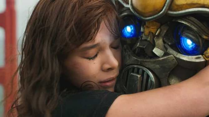 BUMBLEBEE: Hailee Steinfeld Makes A Very Cool New Friend In New Ultra Hi-Res Stills - (PART 1)