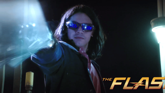 New Extended Trailer For THE FLASH Season 2 Finale: &quot;The Race Of His Life&quot;
