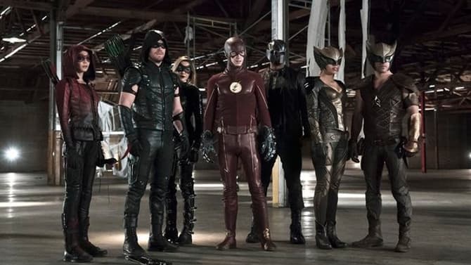 ARROW/FLASH Crossover's Full Superhero Team Assembled