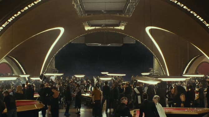 STAR WARS: THE LAST JEDI Production Designer Talks George Lucas' Set Visit Reaction And Using Practical Sets