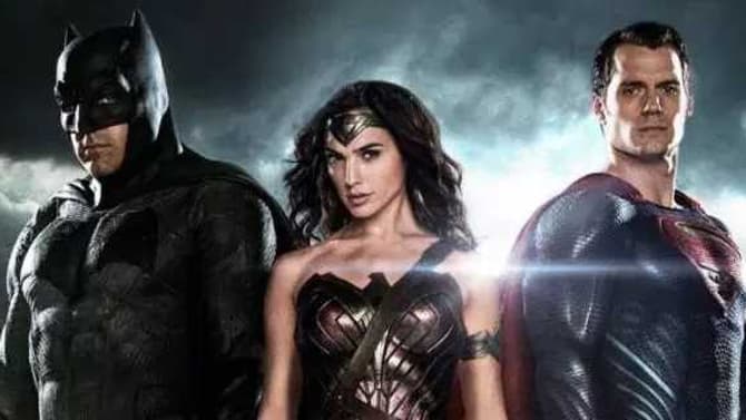 JUSTICE LEAGUE Director Zack Snyder Announces BATMAN v SUPERMAN Live Commentary TODAY