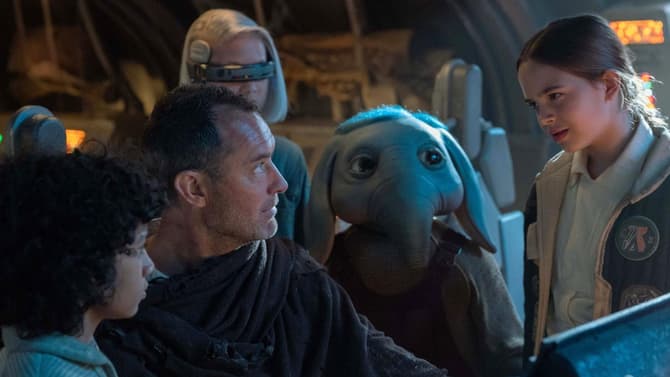 STAR WARS: SKELETON CREW - Jude Law's Jod Na Nawood Claims To Be A Jedi In First Clips