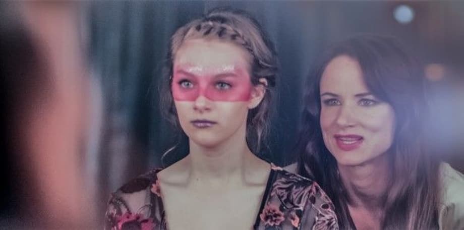 jem-and-the-holograms-image-aubrey-peeples-juliette-lewis