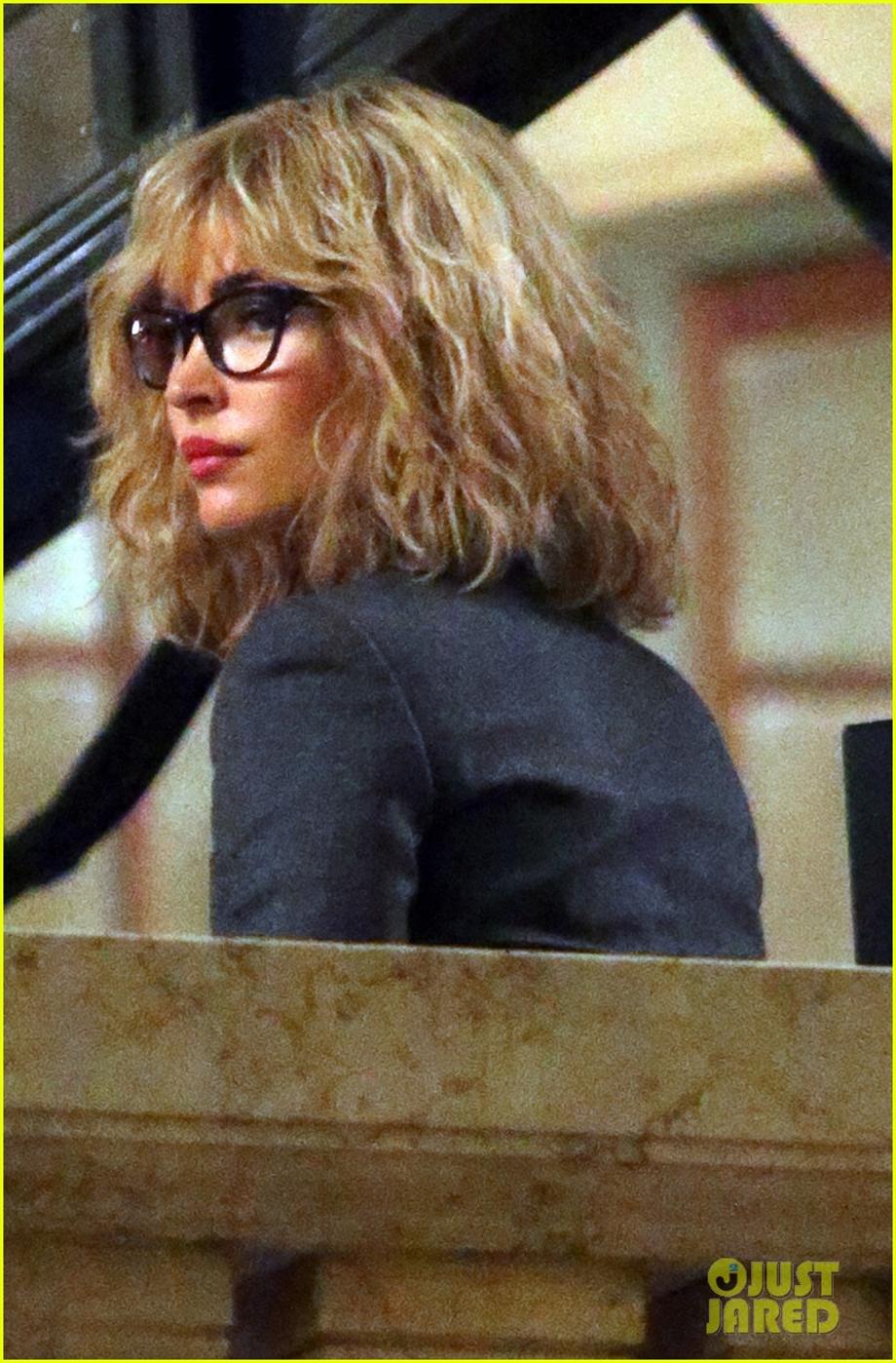 megan fox stephen amell tmnt night scenes 02