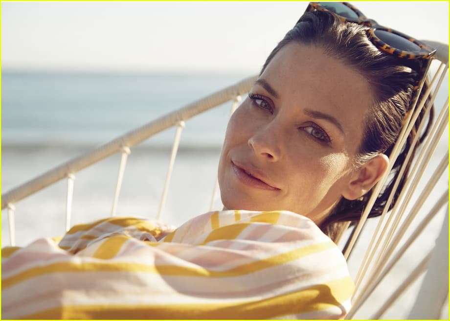 evangeline lilly shape 054107251