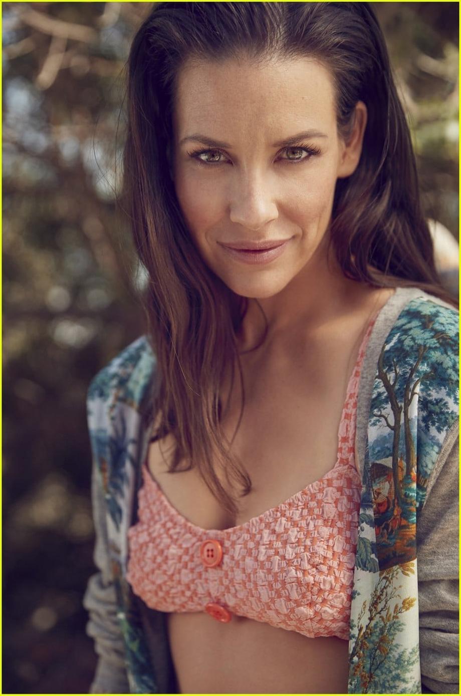 evangeline lilly shape 104107256