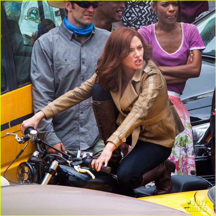 scarlett johansson captain america civil war set pictures 17