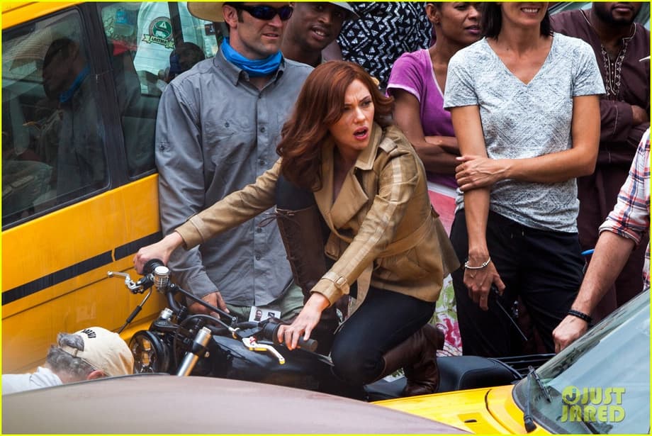 scarlett johansson captain america civil war set pictures 04
