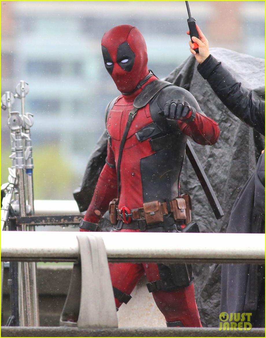 ryan reynolds shoots deadpool after hit run accident 02