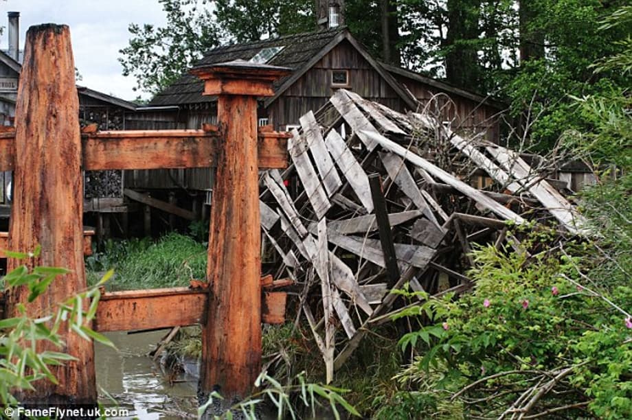 Destruction: Godzilla has fiery atomic breath which raises the Japanese fishing villages to the ground