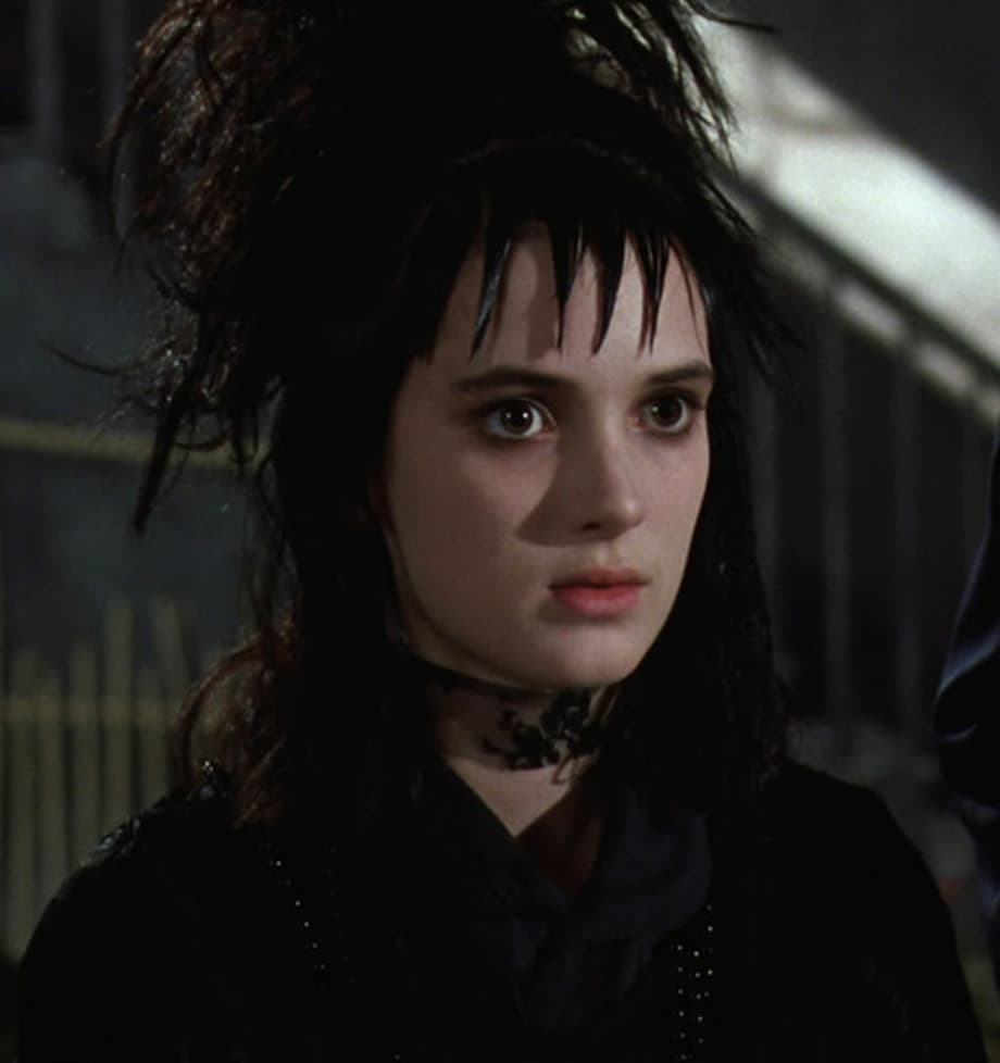 http://images6.fanpop.com/image/photos/33400000/lydia-lydia-deetz-33429316-500-532.jpg