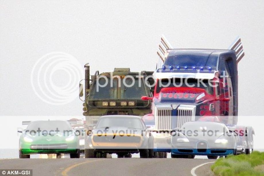  photo GroupShot1-Transformers-4_1369938620_zps70ac9663.jpg