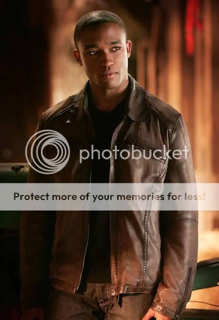 Lee Thompson Young Smallville