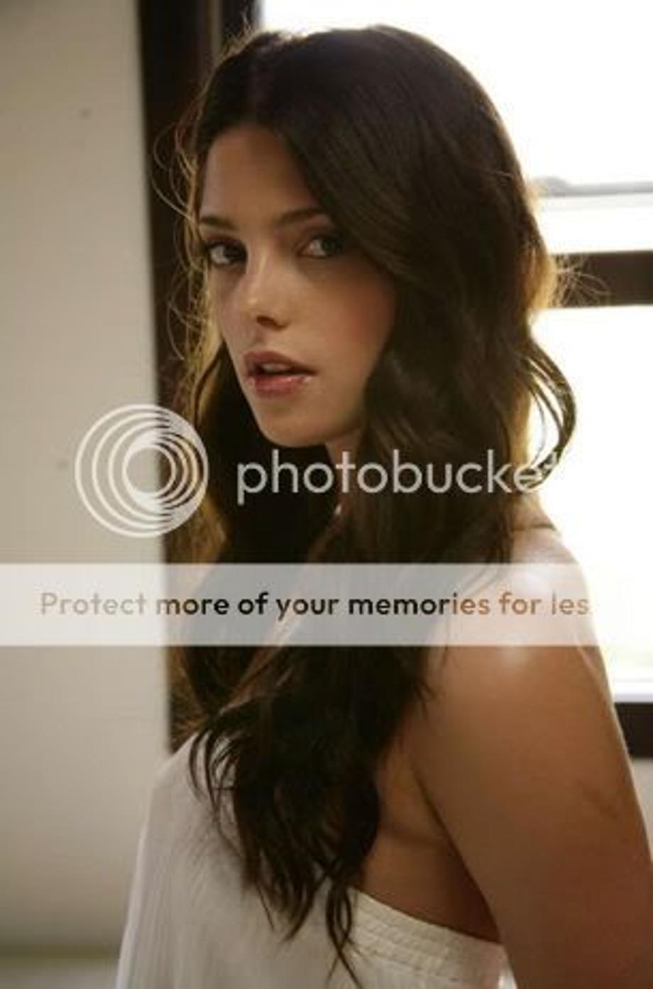 Ashley Greene Pictures, Images and Photos