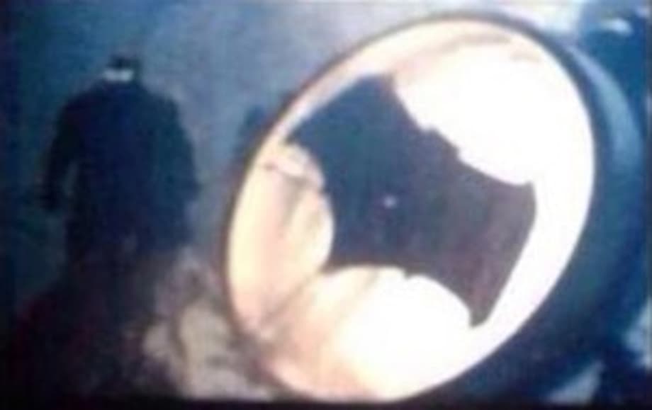 Batman-v-Superman-Teaser-Trailer-Image-1