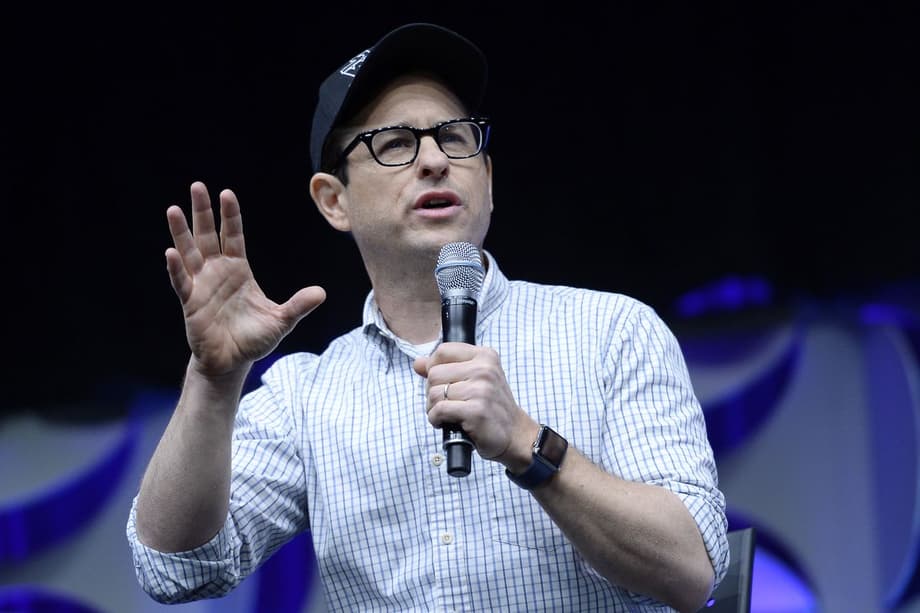 STAR WARS: THE FORCE AWAKENS Director JJ Abrams To Take A Break From Reboots
