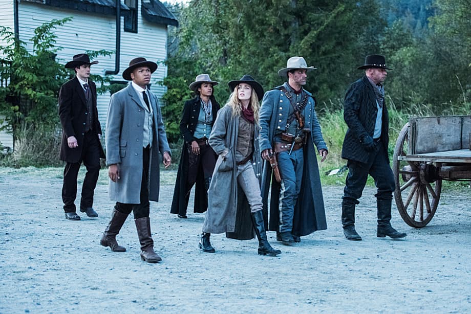 New Extended Promo For LEGENDS OF TOMORROW Season 2 Episode 6: &quot;Outlaw Country”