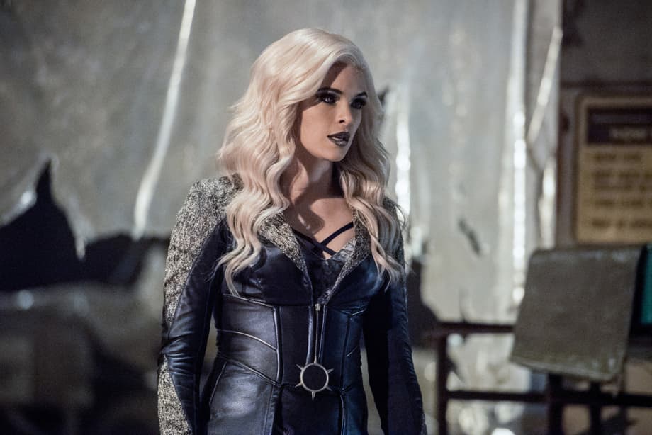 THE FLASH: Killer Frost Gets A New Suit In Photos From Season 3, Episode 20: &quot;I Know Who You Are&quot;