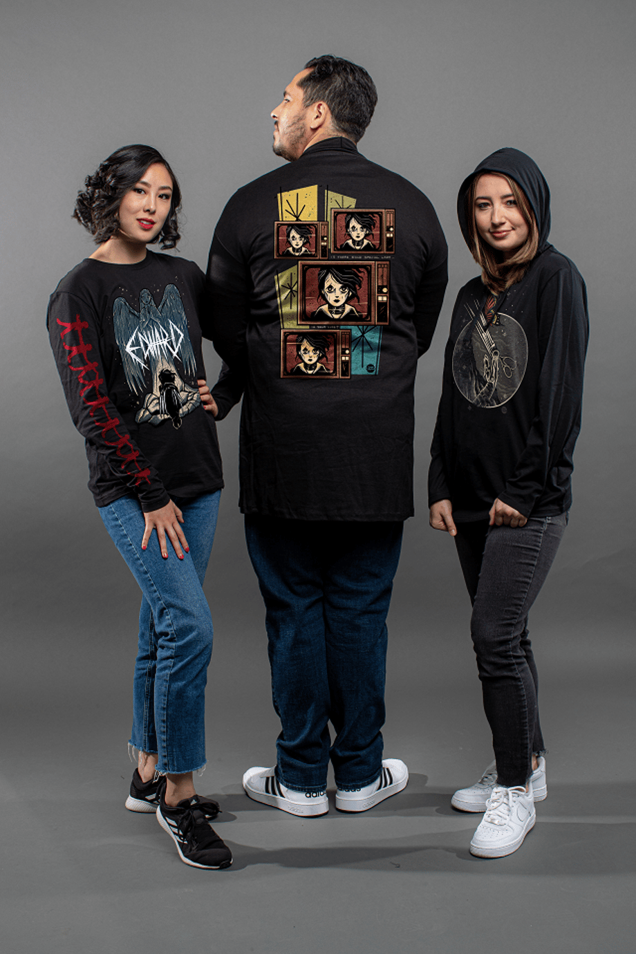 CC-JULY21-Edward-Scissorhands-Cardigan-Shirt-Hoodie-Lifestyle-3093-Comp