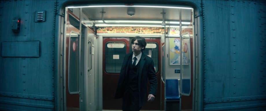 The-Umbrella-Academy-n-S4-E2-00-33-08-02-R