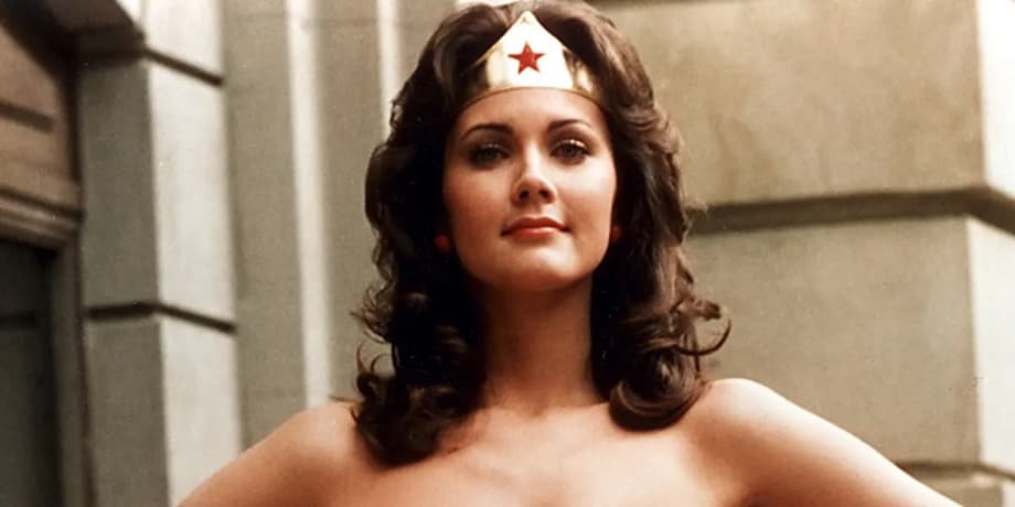 Grogu-and-the-Mandalorian-Pedro-Pascal-in-Lucasfilm-s-THE-MANDALORIAN-season-two-exclusively-on-Disn