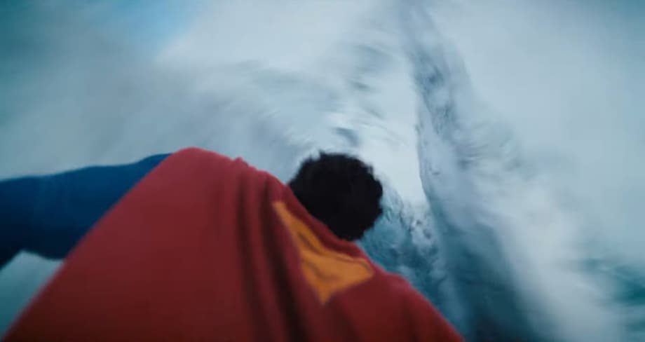 Superman-Teaser-Trailer-Tomorrow-0-10-screenshot-2-copy
