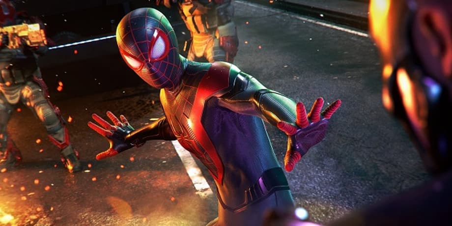 Grogu-and-the-Mandalorian-Pedro-Pascal-in-Lucasfilm-s-THE-MANDALORIAN-season-two-exclusively-on-Disn