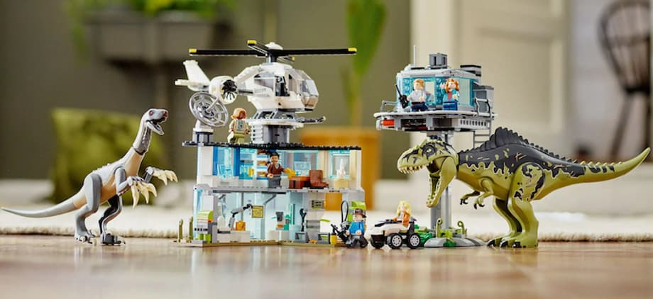 Giganotosaurus-Therizinosaurus-2