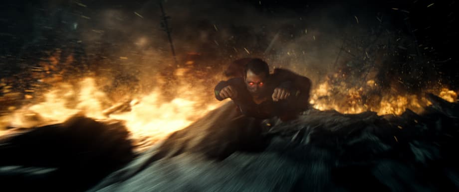 BATMAN V SUPERMAN Opens Huge With $27.7 Million; On Pace For $150M+ Weekend