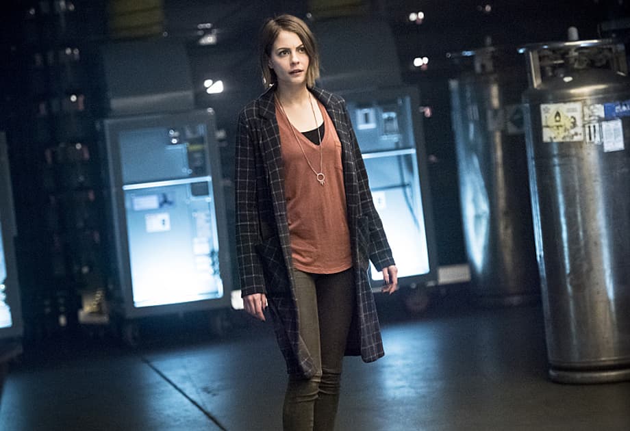 'Anarky' Returns In New Promotional Stills From ARROW Season 4 Episode 21: &quot;Monument Point&quot;