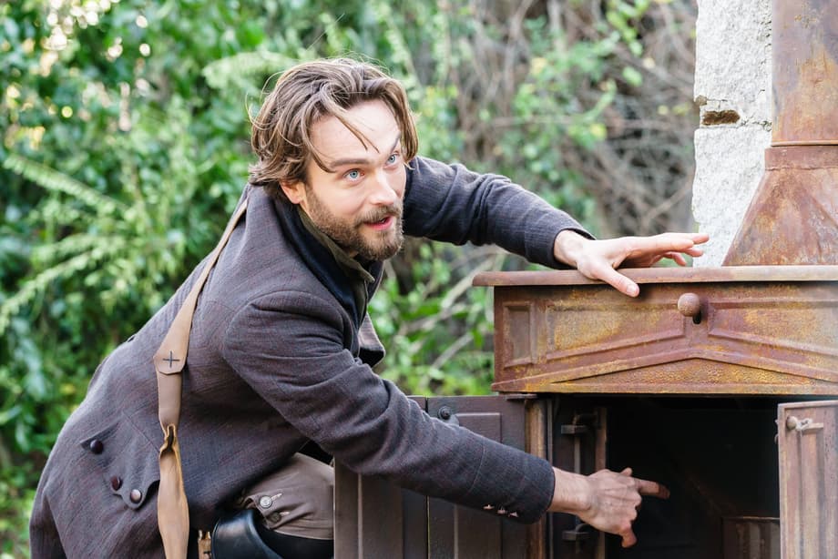 New Promo & Stills For SLEEPY HOLLOW Season 3 Episode 13: &quot;Dark Mirror&quot;