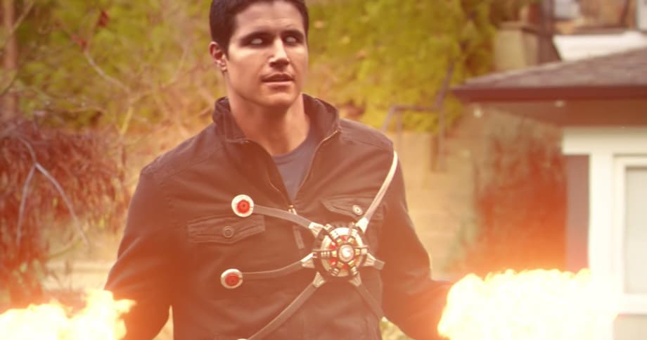 Robbie Amell Teases Firestorm Return To THE FLASH/LEGENDS OF TOMORROW