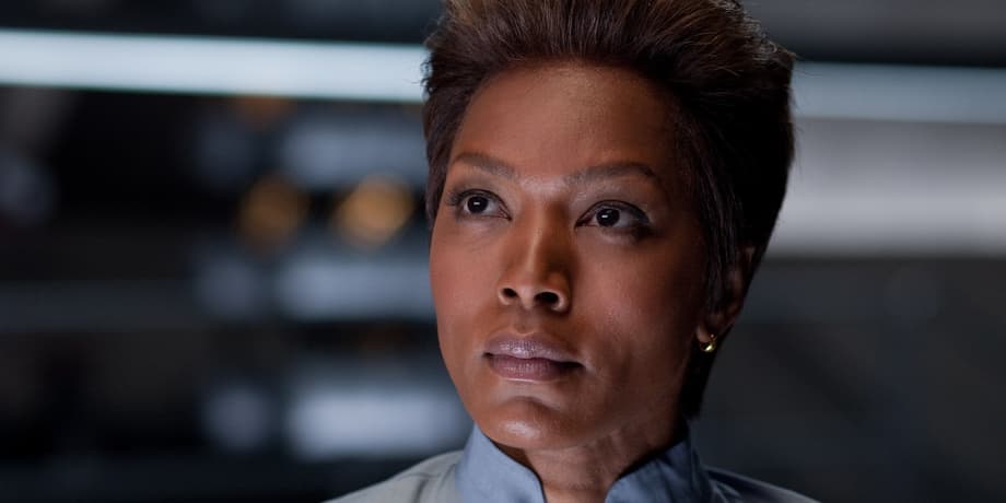 Angela Bassett Comments On The Failure Of GREEN LANTERN And The New 'Amanda Waller'