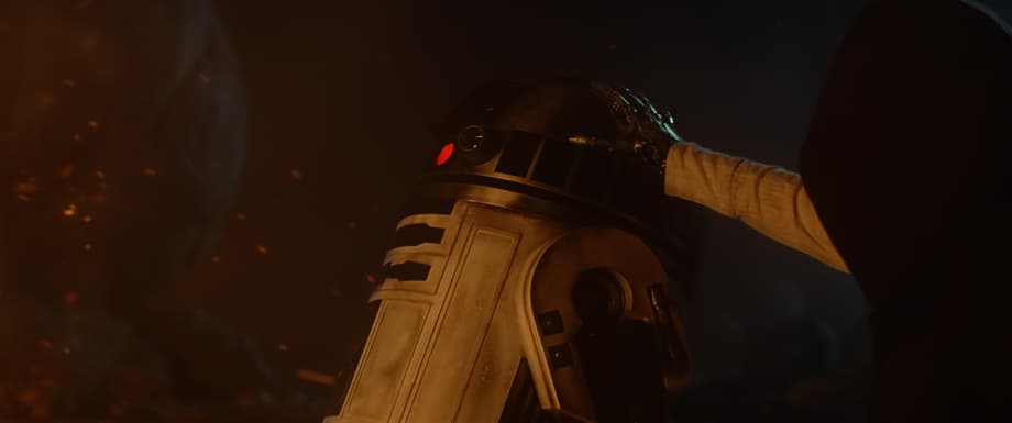 J.J. Abrams Spills The Beans On One Of STAR WARS: THE FORCE AWAKENS' Biggest Mysteries