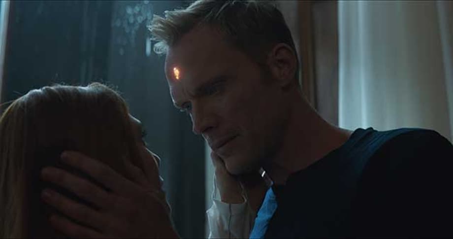 SPOILERS: AVENGERS: INFINITY WAR Stars Elizabeth Olsen & Paul Bettany On Their Characters' Relationship