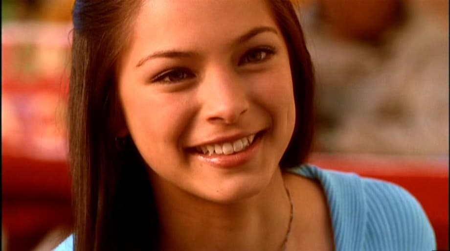 SMALLVILLE Vet Kristin Kreuk Gives Her Seal of Approval To SUPERMAN & LOIS' Lana Lang Emmanuelle Chriqui