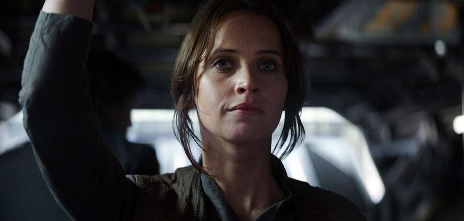 The Editors Of ROGUE ONE: A STAR WARS STORY Reveal Which Scenes Were Reshoots