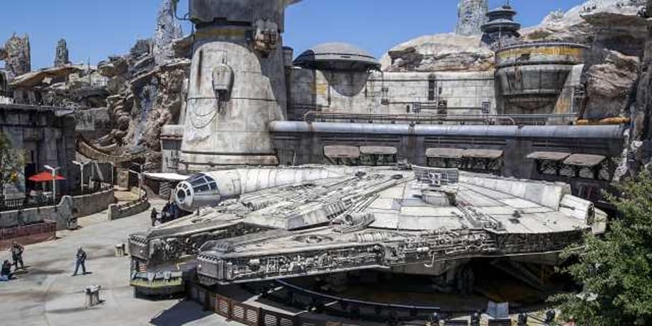 10 Things Every MARVEL And STAR WARS Fan Needs To Know Before Going To Walt Disney World!