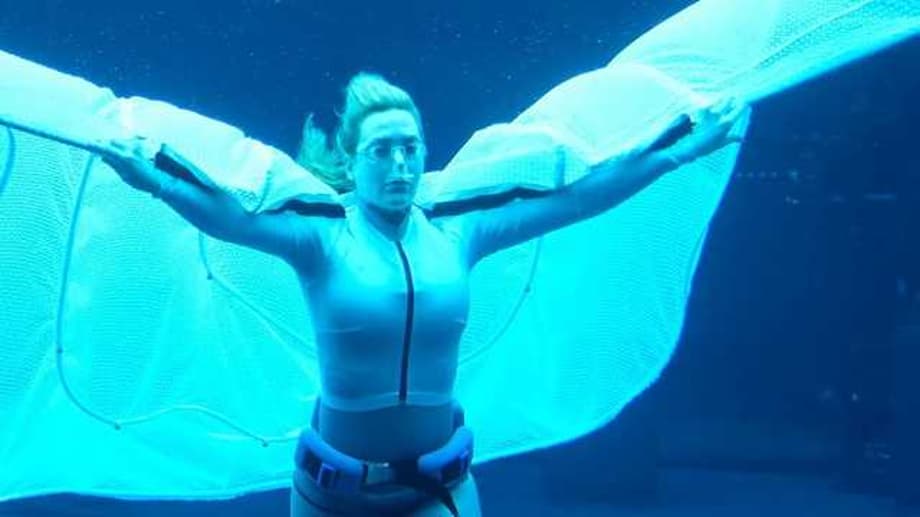 AVATAR 2 Set Photo Reveals A Winged Kate Winslet Working Underwater On James Cameron's Sequel