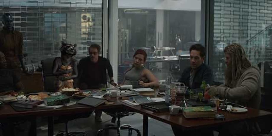 AVENGERS: ENDGAME - Rocket Hilariously Mocks The Team In One Of Two New Deleted Scenes