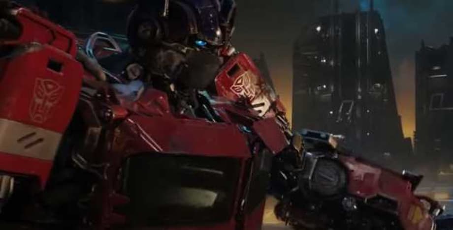 BUMBLEBEE &quot;Generation 1 Design&quot; Featurette Spotlights The Awesome New G1 Take On Optimus Prime