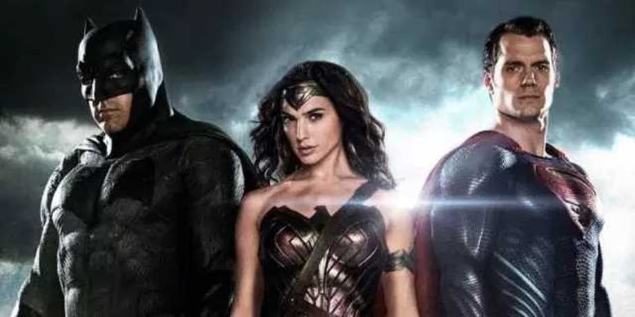 JUSTICE LEAGUE Director Zack Snyder Announces BATMAN v SUPERMAN Live Commentary TODAY