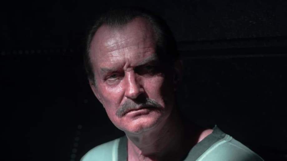 Lanterns Star Talks Gotham City Easter Egg; Creative Team Reveals Spoilery Plans For Sinestro